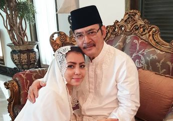 Mesra Bak Sedang Honeymoon, Bambang Trihatmodjo Peluk Erat Mayangsari Saat Main Jet Ski di Laut