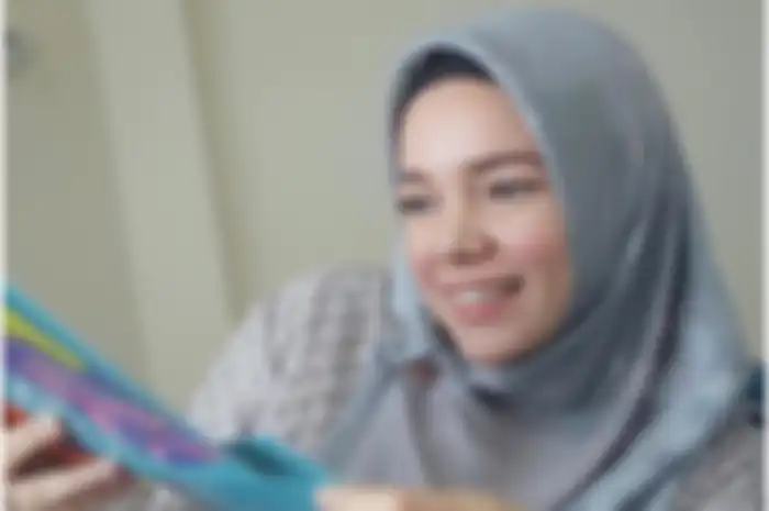Sambut Bulan Ramadhan di Tengah Pandemi Corona, Dewi Sandra Justru Mengaku Bahagia, Alasannya Bikin Hati Terenyuh: Bisa Jadi Allah Memaksa dengan Cara-Nya!