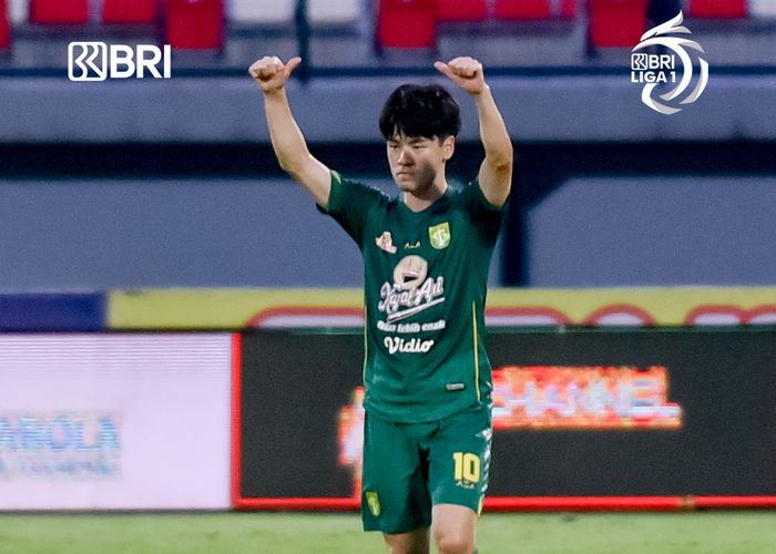Mantan pemain Persebaya Surabaya, Taisei Marukawa, usai bobol gawang Persik Kediri, Kamis(10/3/2022) 