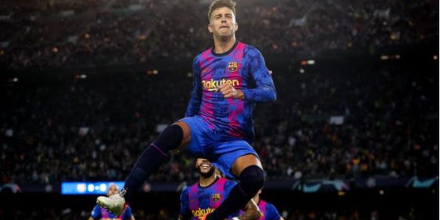 Masih Dituntut Menurunkan Gaji, Pique Akan Bantu Barcelona Sebanyak yang Dia Bisa