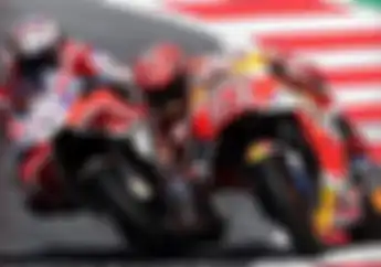 Terlibat Duel Sengit di MotoGP Thailand, Begini Perlakuan Marquez Kepada Dovizioso Usai Balapan