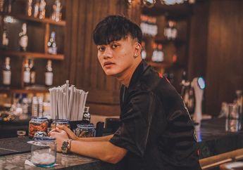 Terdapat Lebam di Tubuh, Rizky Febian Ingin Jenazah Mendiang Ibunya Diautopsi?