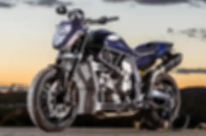 Dua mesin Yamaha R1 yang dijadikan satu bikin suara eksotik