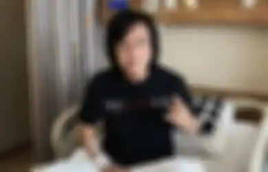 Keluar dari Rumah Sakit Usai Jalani Operasi Tumor Perut, Begini Kondisi Terkini Ari Lasso dengan Tubuh Penuh Selang dan Perban