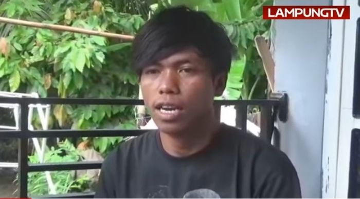 Nelayan selamat dari tsunami Banten, berenang 16 jam dan makan ikan mentah