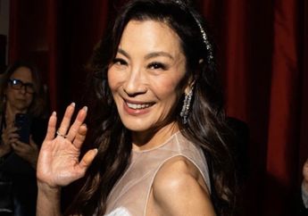 Cetak Sejarah, Michelle Yeoh Menang Penghargaan Aktris Terbaik di Ajang Oscar 2023, Warga Asia Patut Bangga!