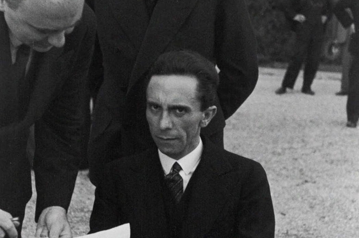 Tatapan kebencian Goebbels