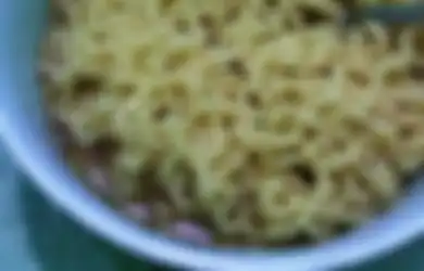 Wanita Kalsel Meninggal Usai Makan Mi Instan, Inilah 5 Hal Mengerikan yang Mungkin Terjadi Akibat Makan Mi Instan