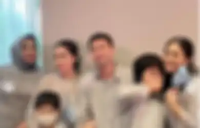 Kini Nagita Slavina Hamil Muda, Rieta Amilia Malah Nangis Sesenggukan hingga Keluarkan Semua Uneg-uneg: Pengin Kumpul Kaya Dulu tapi Belum Bisa