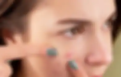 Pakai Masker Terlalu Lama Bikin Wajah Berjerawat? Coba Lakukan Langkah Sederhana Ini
