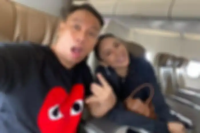 Kalina Octaranny dan Vicky Prasetyo.