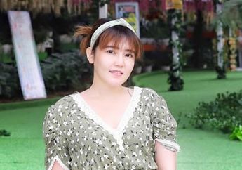 Geram Pembakaran Mobil Alphardnya Dibilang Settingan, Via Vallen: yang Bilang Settingan Cuma Orang yang Hatinya Kotor!