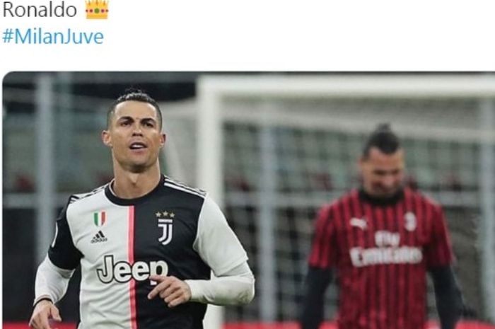 Cristiano Ronaldo dan Zlatan Ibrahimovic dalam duel AC Milan versus Juventus di San Siro, Kamis (13/2/2020).