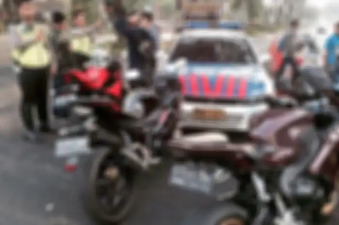 Kontroversi antara Sumori dengan balap liara terkait tindakan polisi di jalan Asia-Afrika Senayan, M