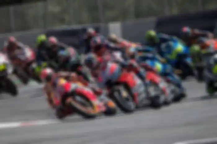 Marc Marquez (paling depan) punya unfinished business di MotoGP Austria