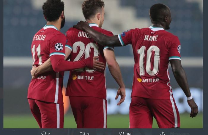 Trio penyerang Liverpool, Mohamed Salah, Diogo Jota, dan Sadio Mane, melumat Atalanta dalam partai Liga Champions di Gewiss Stadium, 3 November 2020.