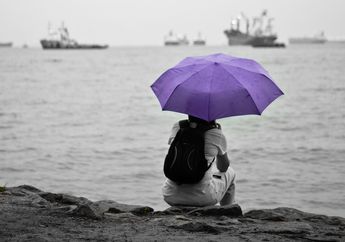 5 Arti Mimpi Diberi Payung oleh Seorang Pria, Ternyata Jadi Pertanda Menginginkan Hal Ini dalam Hidup, Simak Penjelasannya