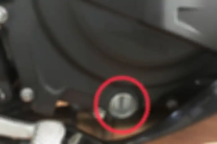 Lubang kaca di All New Ninja 250