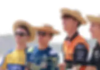 Topi Petani Khas Lombok Jadi Viral, Penjual Senang Dapat Cuan Banyak di MotoGP Mandalika