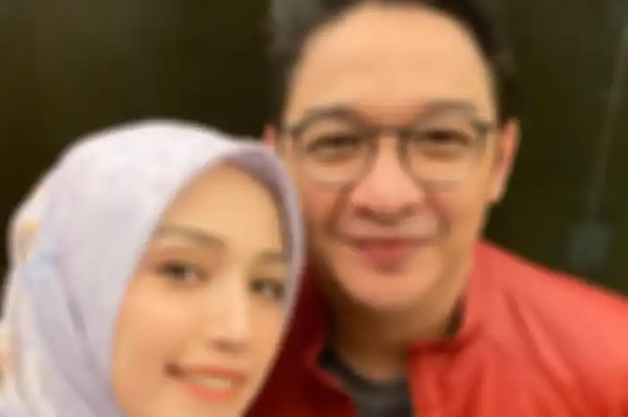 Pasha Ungu dan Adelia Wilhelmina