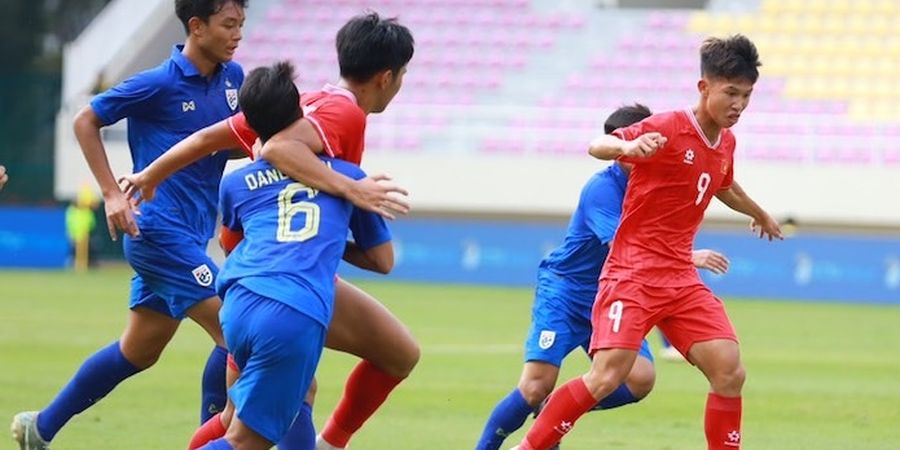 ASEAN Cup U-16 2024 - Media Vietnam Protes Dicurangi VAR: Wasitnya Payah!