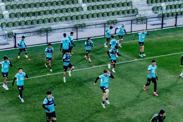 Pemain Persebaya Surabaya saat menggelar latihan di Sam Kerr Football Centre, Perth.