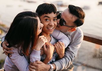 Bandingkan Tingkah Manja Betrand Peto ke Sarwendah Dengan Azriel ke Ashanty, Ruben Onsu: 'Itu Sesuatu yang Wajar Untuk Anak dan Ibu'