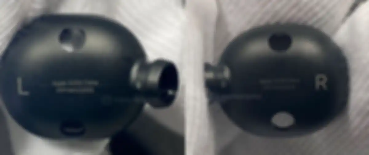 Foto TWS Beats Studio Buds terbaru yang mirip dengan desain AirPods
