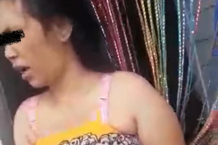 Perempuan tolak orderan makanan miliknya dan bilang driver ojol penipu di Medan, Sumut.