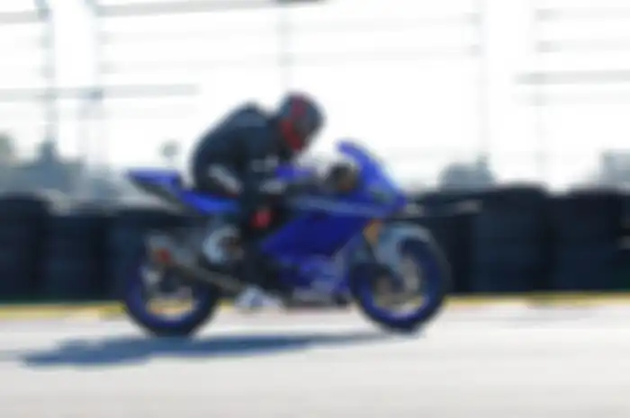 Motor Yamaha YZF-R3 2019 untuk balap World Supersport 300 2019