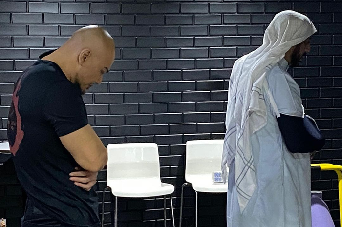 Deddy Corbuzier mendadak ke rumah sakit hingga mantan suami Kalina Ocktaranny menghilang dari media sosial. 