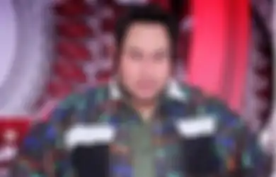 Bak Berikan Tanda Bakal Kolab Bareng KFC, Nassar Gencar Lakukan Promosi hingga Asyik Joget Bareng Para Karyawan Gerai Makanan Cepat Saji: Oppa Nassar Kiyowo!