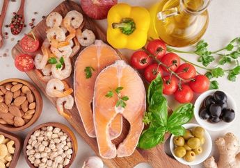 Mudah Pikun dan Lupa Akan Hal Sepele? Inilah Makanan yang Harus Kalian Konsumsi untuk Mendongkrak Fungsi Otak dan Ampuh Bantu Daya Ingat!