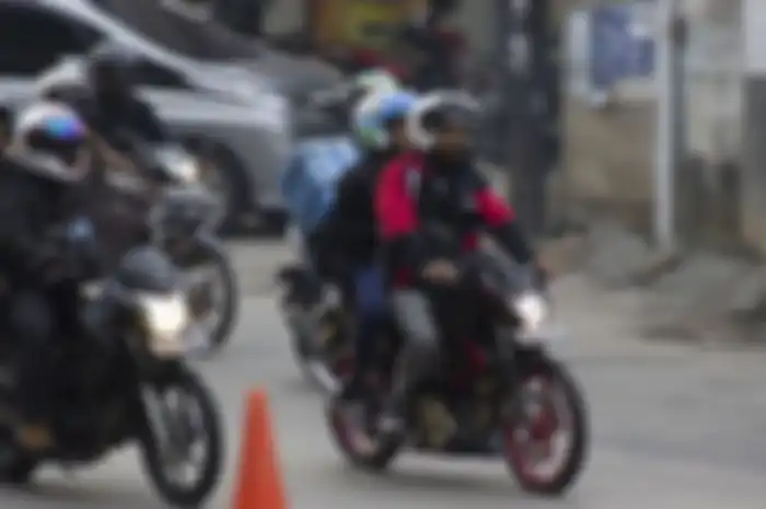 Pemerintah memberikan izin mudik Lebaran tahun 2022 ini, apakah yang belum vaksin booster bisa pulang kampung? 