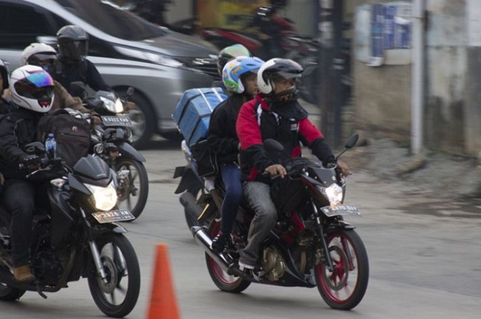 Ilustrasi mudik. Simak prediksi puncak arus mudik dan balik saat lebaran 2022, bikers rencana mudik bisa catat.