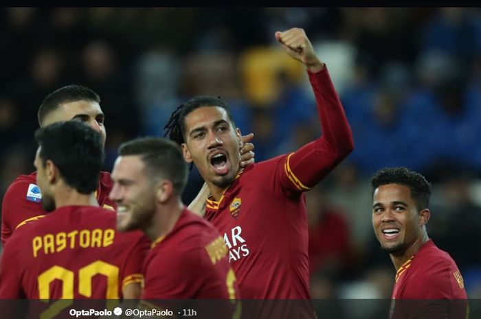 Chris Smalling tampil bagus sejak direkrut AS Roma dari Manchester United.