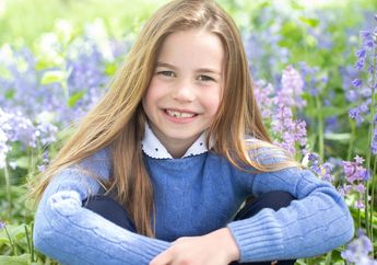 Viral, Putri Charlotte Kepergok Menangis Terisak di Acara Pemakaman Ratu Elizabeth II hingga Tegur Pangeran George Kakaknya Sendiri Gegara Hal Ini!