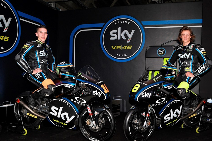Dua pembalap SKY VRI46 Moto2 milik Valentino Rossi