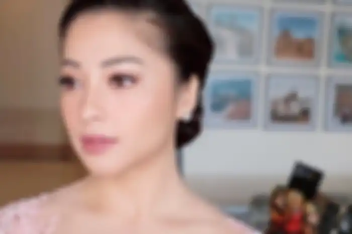 Makeup Wisuda ala Nikita Willy