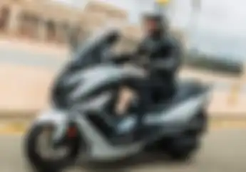 Desain Menipu, Motor Baru Mirip XMAX Ini Cuma 125 cc Tapi Harga Lebih Mahal