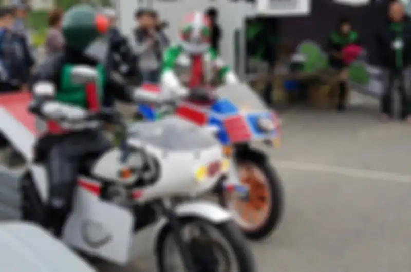 Motor cosplay Cyclone dan Hurricane