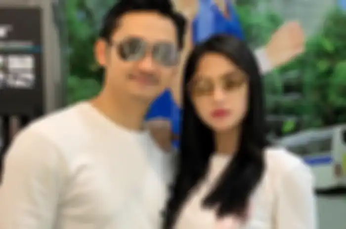 Dewi Perssik dan Angga Wijaya