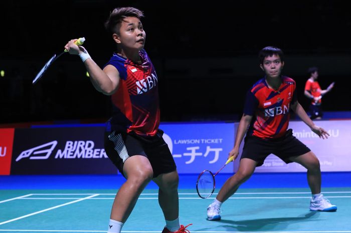 Pasangan ganda putri Indonesia, Apriyani Rahayu/Siti Fadia Silva Ramadhanti, dalam penampilan babak pertama Japan Open 2022 di Osaka, Jepang, Selasa (30/8/2022).