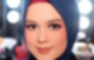 Biodata Artis Cut Meyriska, Pesinetron Antagonis yang Putuskan Berhijrah dan Nikahi Pria Mualaf Meski Sempat Tak Direstui Orang Tua
