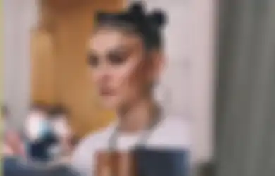 Akun Resmi Unggah Sosok Agnez Mo dan Tak Ada Potret Lesti Kejora dalam Daftar Wanita Tercantik, Netizen: Yang Sebelah Mah Cuma Prank!
