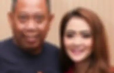 Jenguk Tukul Arwana Pasca Operasi Pendarahan Otak, Vega Darwanti Kaget Lihat Kondisi Terkini Sang Komedian yang Mencengangkan