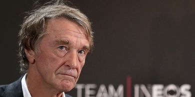 Strategi Cuci Gudang Sir Jim Ratcliffe: Taruhan Besar Manchester United Demi Kembali ke Liga Champions