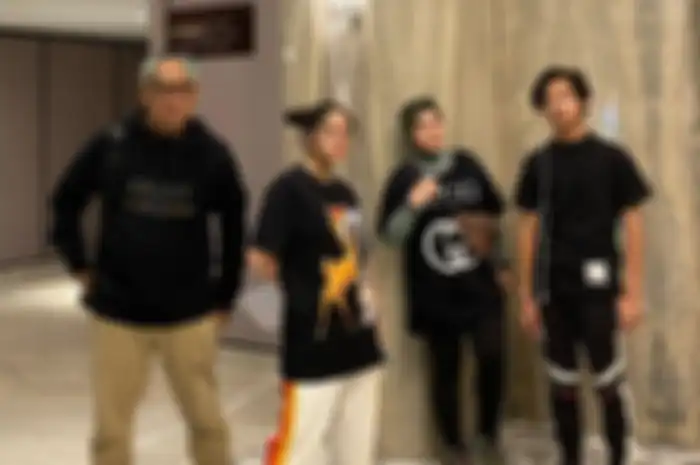 Keluarga Uya Kuya