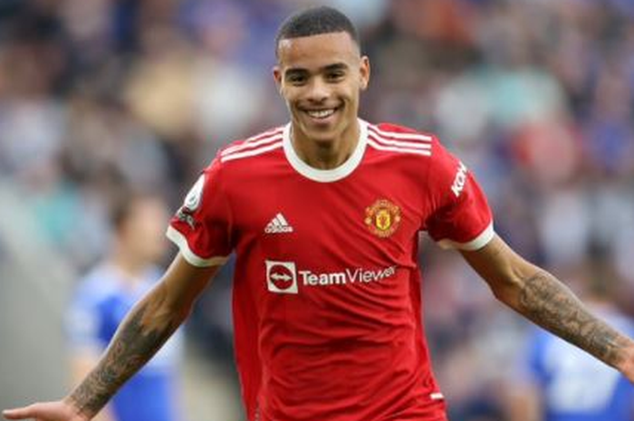 Penyerang Manchester United, Mason Greenwood, merayakan gol ke gawang Leicester City dalam laga Liga Inggris di Stadion King Power, Sabtu (16/10/2021).