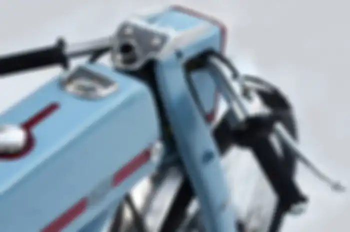 Setang rendah layaknya cafe racer